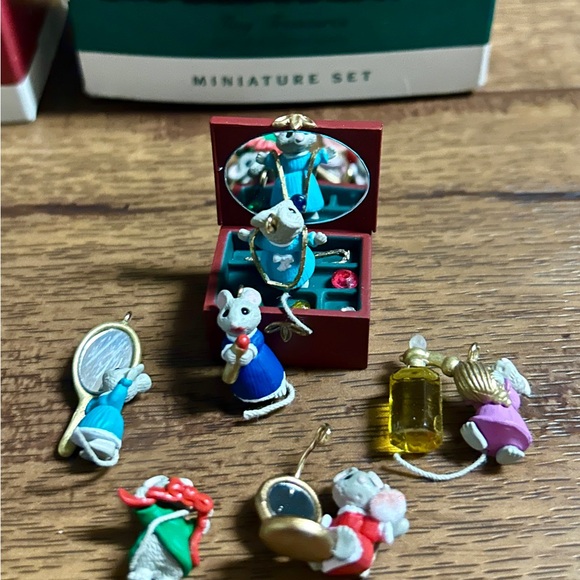 Hallmark • 3 Boxes • Tiny Mouse Treasures/ Time For A Treat/ Dad • Ornaments - Picture 12 of 16